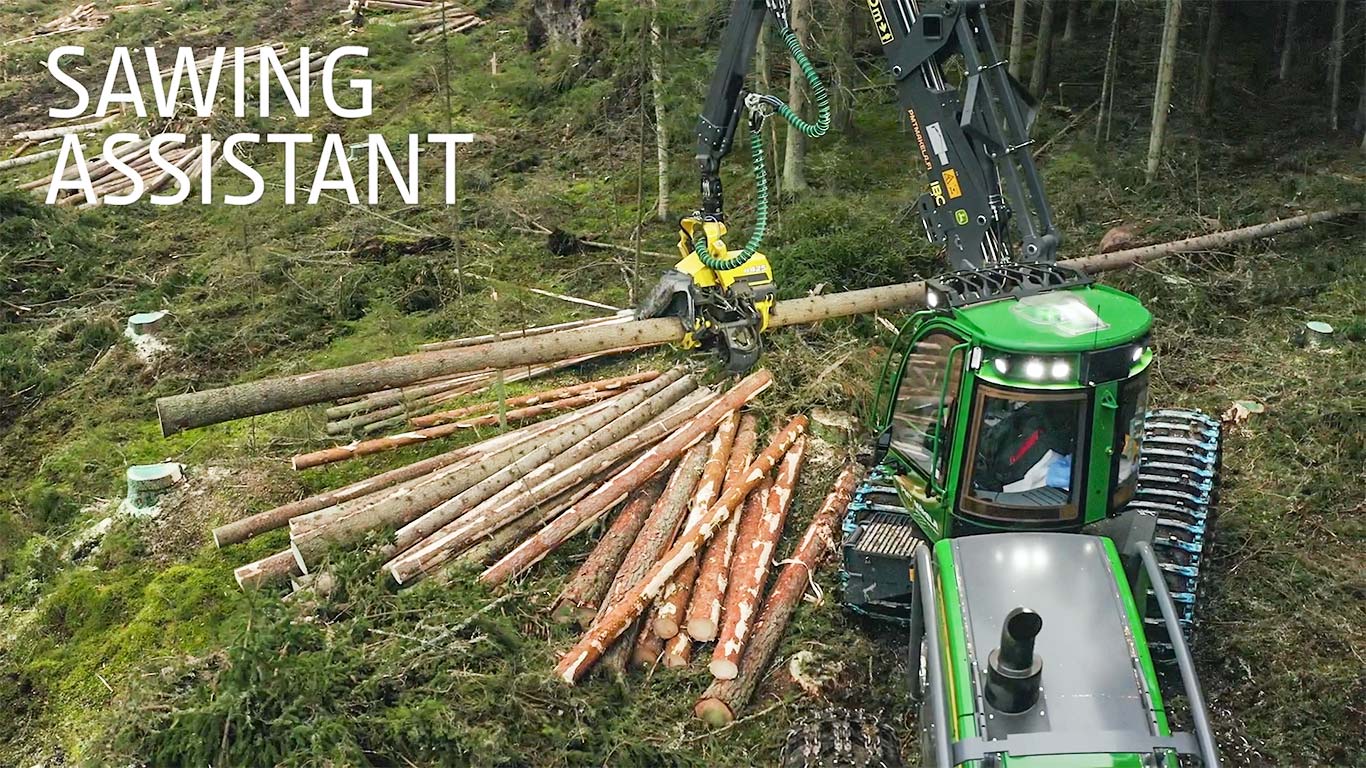 Harvesteri työssä kuvattuna droonilla