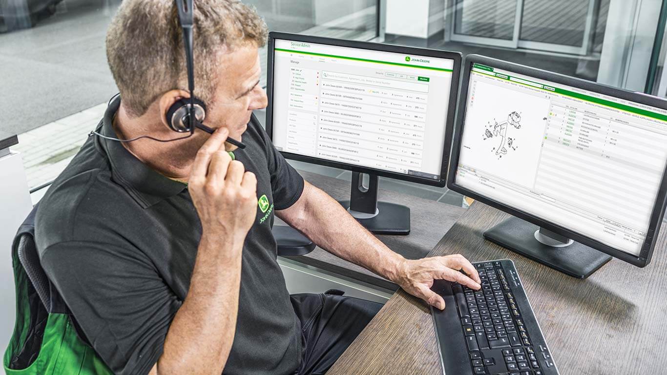 Connected support specialist