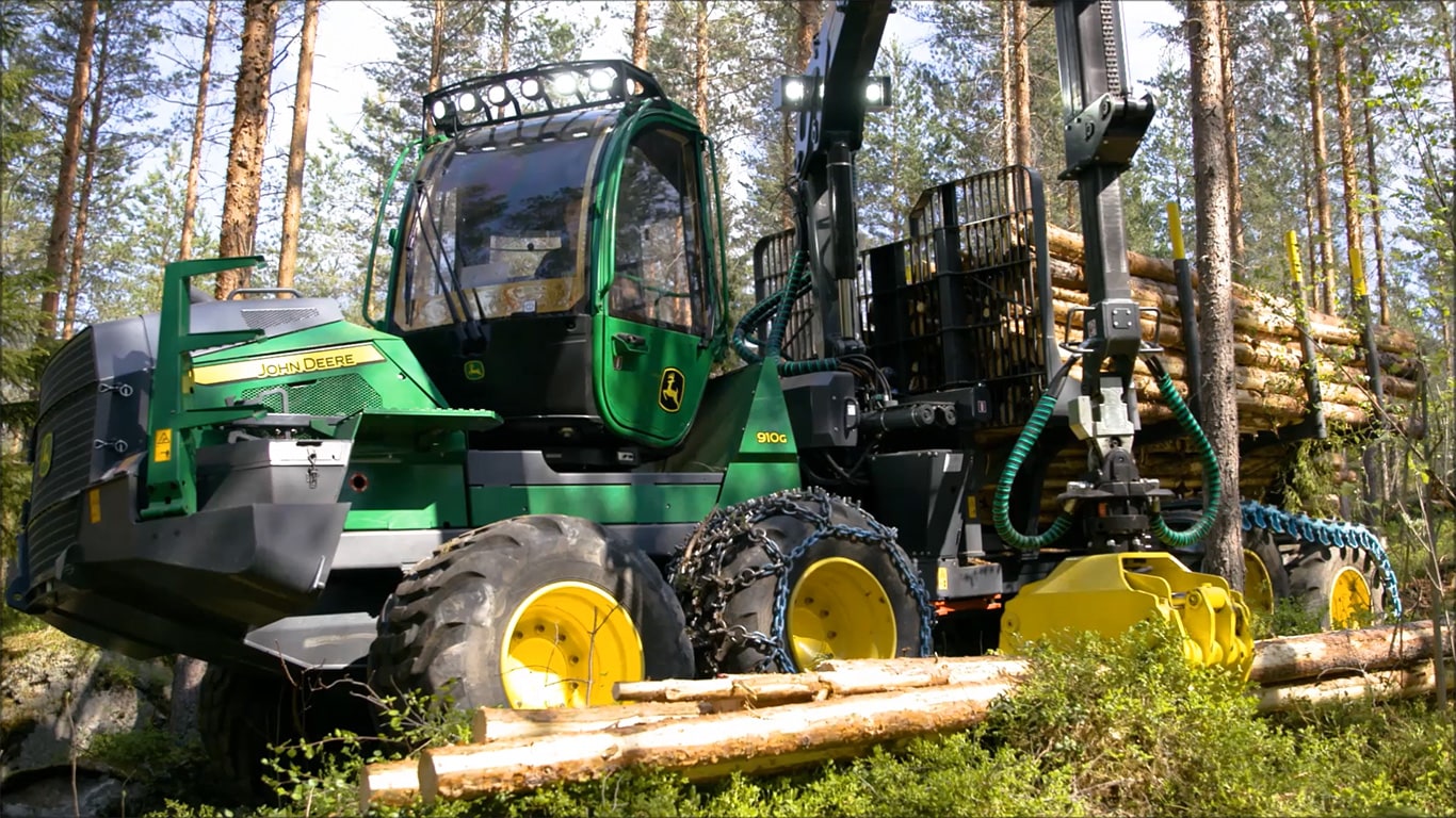 John Deere 910G