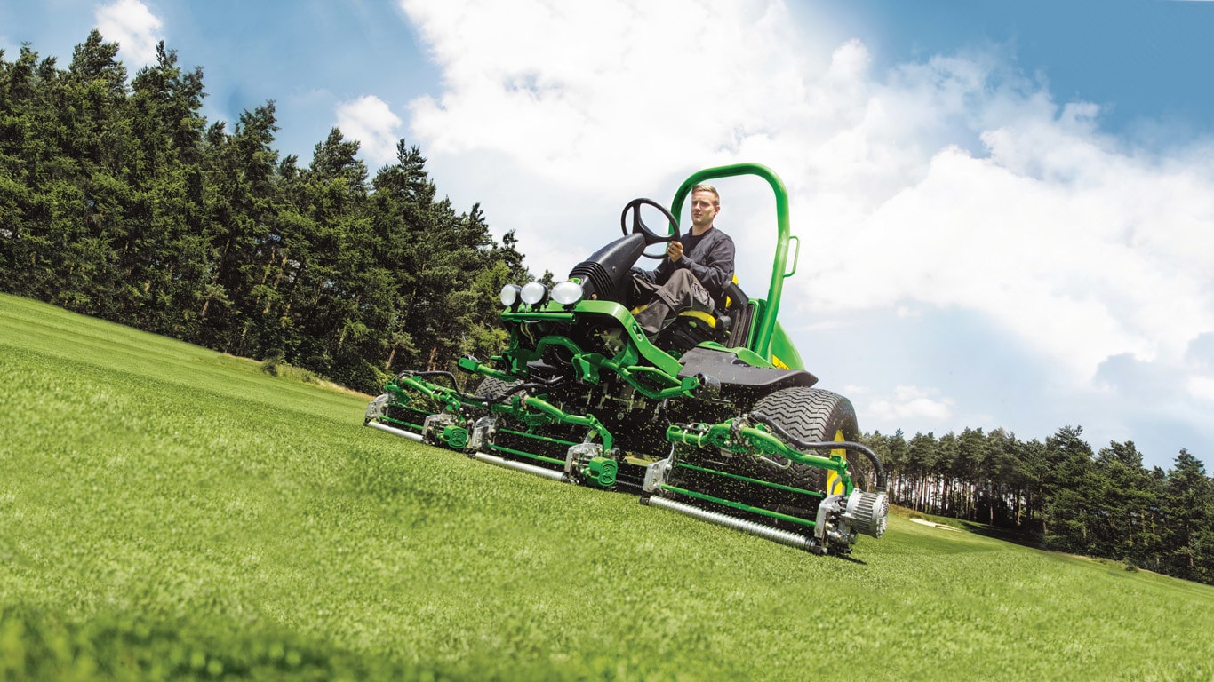 8900A PrecisionCut V yl leikkurit John Deere FI