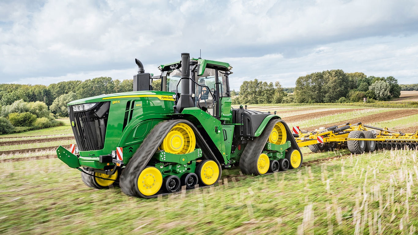 9RX-sarjan traktori l John Deere